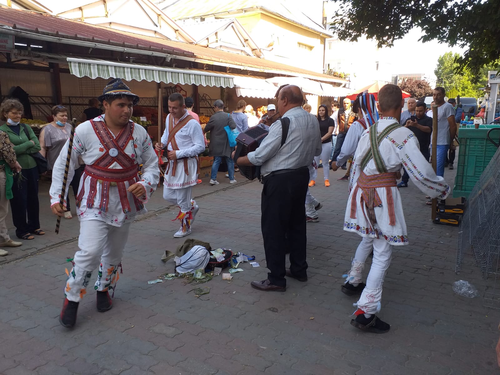Concursul Național „Călușul Românesc”, în iunie, la Slatina. Va fi