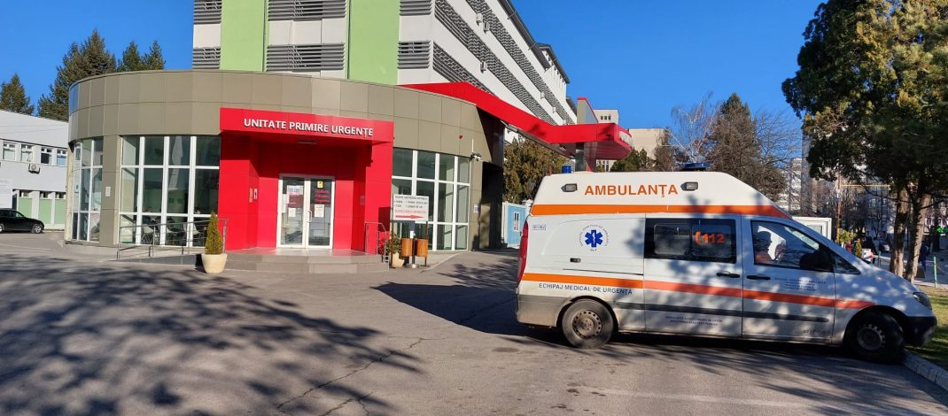29 de olteni s-au prezentat la spital, după ce au fost înțepați de căpușe