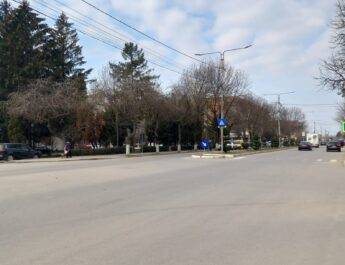 Și-a înjunghiat soția, pe o stradă din Drăgănești-Olt. Femeia de 37 de ani a murit la Spitalul Slatina