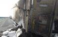 Un camion încărcat cu gresie a luat foc pe Drumul Expres, în zona comunei Colonești