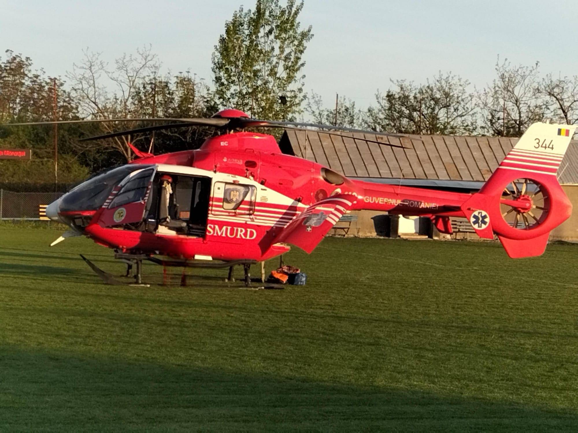 Explozie într-un bloc din Balș: Mamă și copil, transportați cu elicopterul SMURD. Plan Roșu activat.