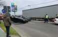 Patru mașini, implicate într-un accident rutier, în Slatina. O femeie, din comuna Șerbănești, a ajuns la spital