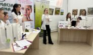 Medicul dermatolog Silvia Mezdrea, despre cauzele apariției acneei la adolescenți: Stresul, hormonii și alimentația. „Suntem ceea ce introducem în corpul nostru”