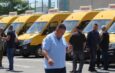 CJ Olt a distribuit 15 microbuze electrice primăriilor. Oprescu: „A contat numărul elevilor care necesită transport în fiecare localitate și lipsa microbuzului școlar”