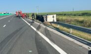 Accident grav, pe DEX12, pe sensul Slatina către Craiova. Un TIR a acroșat un autoturism oprit