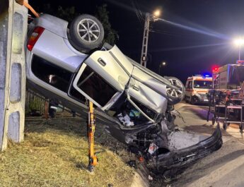 Mașina condusă de un bărbat de 51 de ani a lovit un cap de pod, la Mihăești. Șoferul a murit
