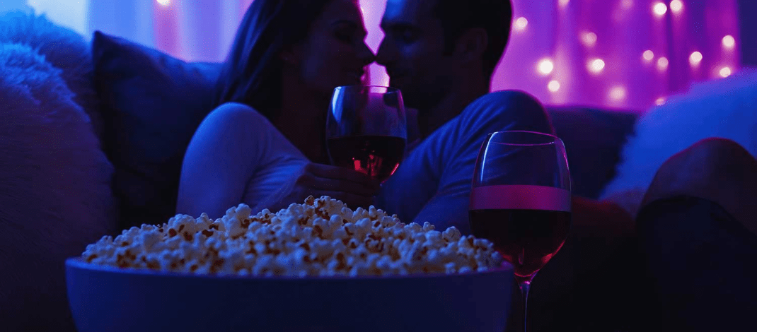 De la frigider la cătușe. Care sunt cele 8 filme care au condimentat viața intimă a cuplurilor